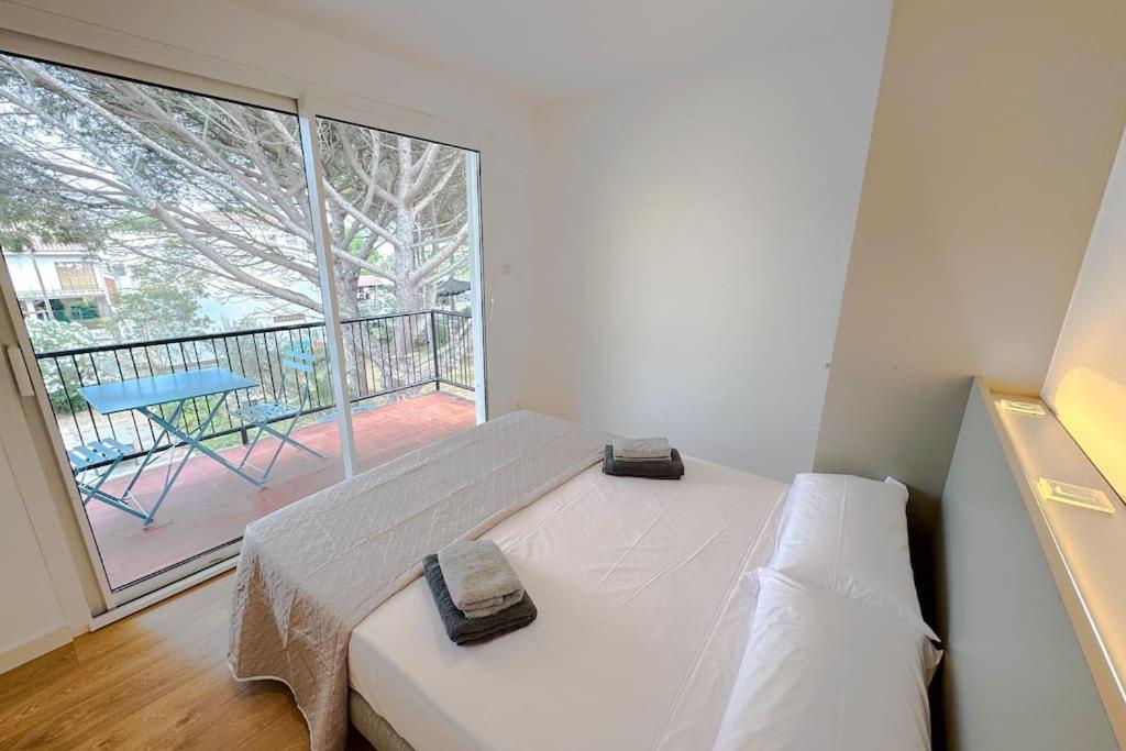 Can Romy Appartement T2F A 20M De La Plage De Cala Montgo L' Escala Luaran gambar