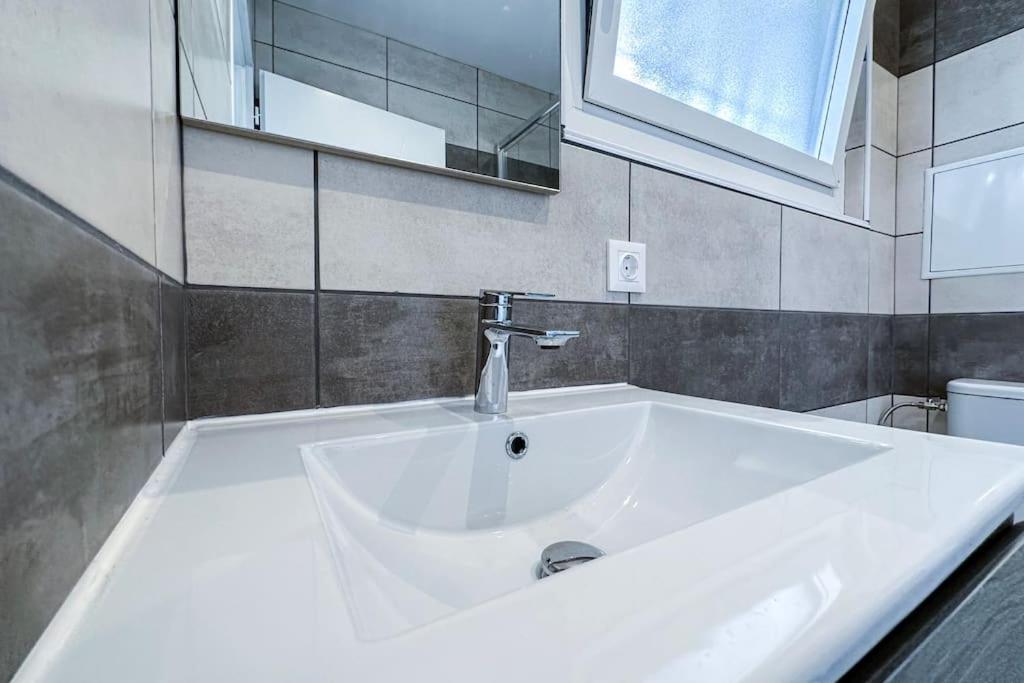 Can Romy Appartement T2F A 20M De La Plage De Cala Montgo L' Escala Luaran gambar